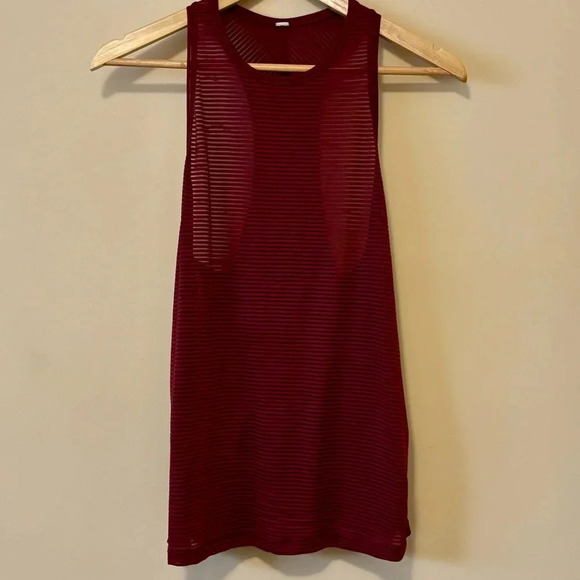 Lululemon|$15| Cute Sheer 'Miles Ahead' Tank in Ruby Wine w/ Cooling Back Sz 4 - Picture 3 of 6